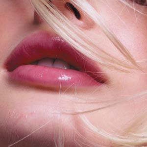 Cara Hilangkan Kulit Bibir Hitam Akibat Rokok